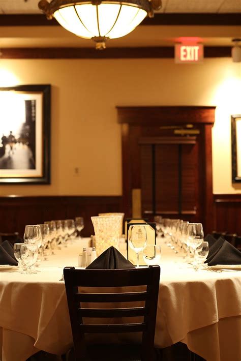 maggiano's richmond|maggiano's private room.